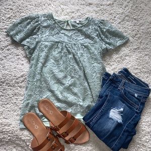 Mint floral blouse perfect for spring!